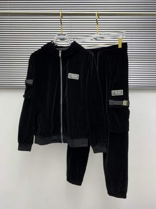 Picture of Dior Sweater Suits _SKUDiorM-3XLomtr0638508